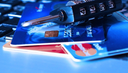 How to Handle Online Credit Card Fraud and File Complaints Effectively